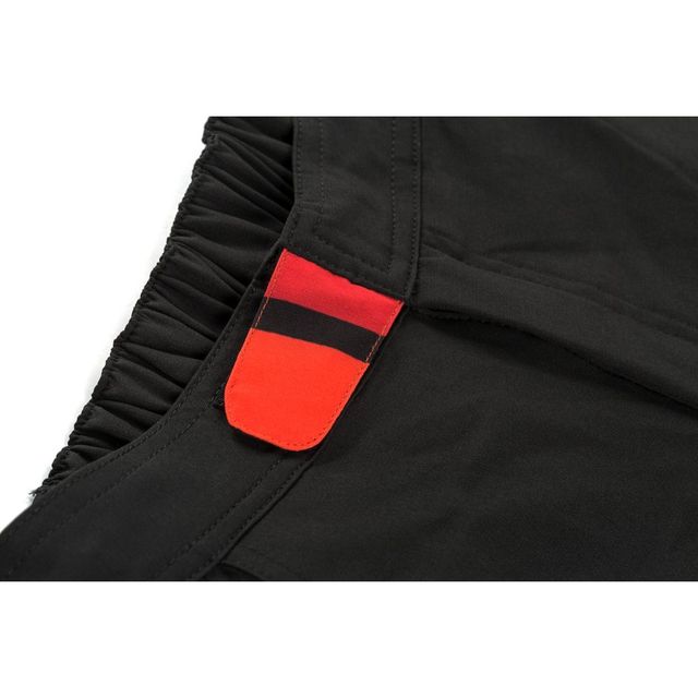 CUBE Junior Baggy nuorten shortsit CUBE Junior Baggy nuorten shortsit